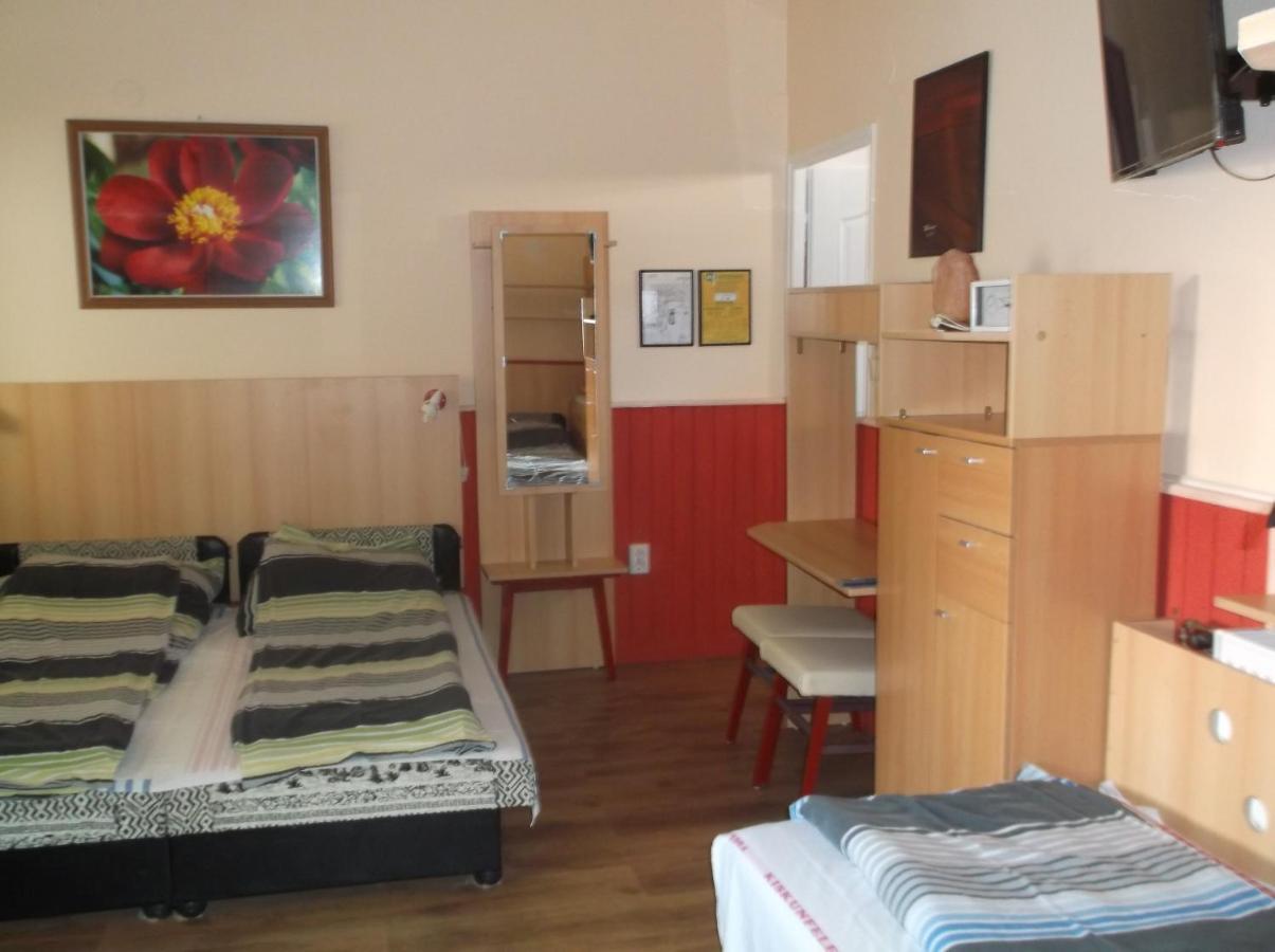 Vali Vendeghaz Bed & Breakfast Gyula Dış mekan fotoğraf